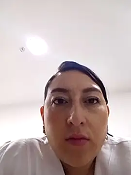 Valeria montana  online show from 13, 1, 2026