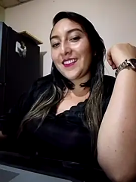 Valeria montana  online show from 6, 4, 2026