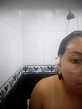 Valeria montana  online show from 23, 5, 2026