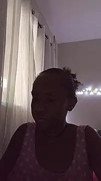 GrethaVianna online show from 4, 12, 2025