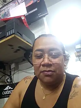 Snapshot of vicky-duarte chatting on 18, 12, 2025 vicky-duarte online show from 18, 12, 2025