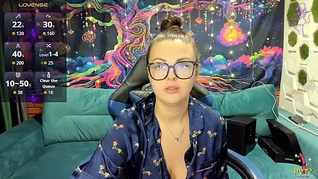 Snapshot of MonicaMoonly chatting on 16, 12, 2025 MonicaMoonly online show from 16, 12, 2025