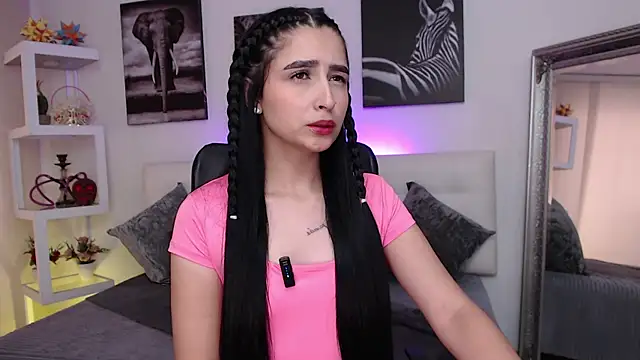 Snapshot of mialiore chatting on 17, 12, 2025 mialiore online show from 17, 12, 2025