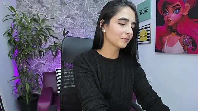 Snapshot of mialiore chatting on 5, 1, 2026 mialiore online show from 5, 1, 2026