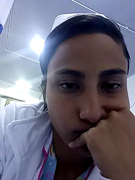 Vera Luna  online show from 20, 2, 2026