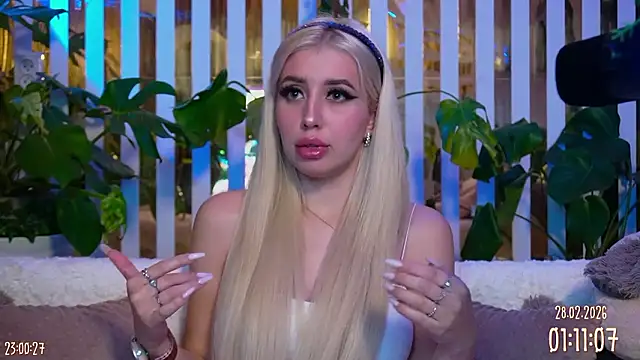 FlowweerGirl online show from 28, 2, 2026