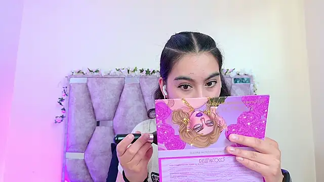 Snapshot of iris_and_damian chatting on 15, 3, 2026 iris and damian online show from 15, 3, 2026