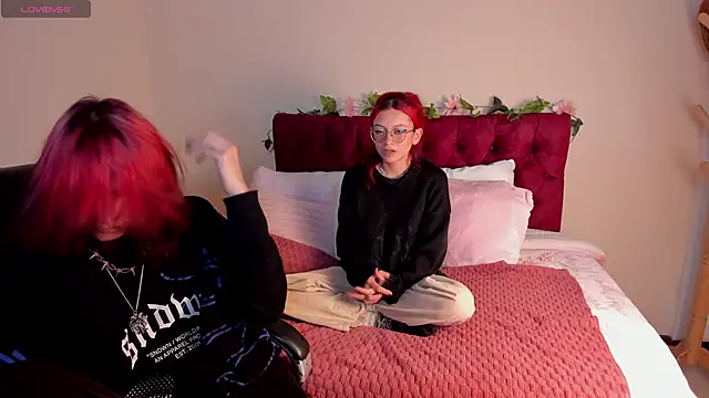 Snapshot of Eros_Nyx_ chatting on 20, 5, 2026 Eros Nyx online show from 20, 5, 2026