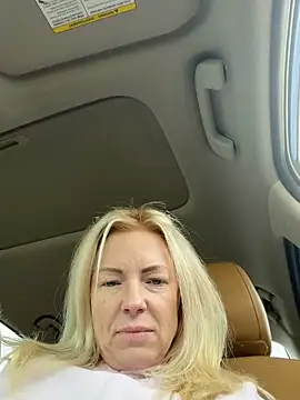 Snapshot of sinfulsara chatting on 28, 2, 2026 sinfulsara online show from 28, 2, 2026