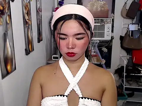 Snapshot of voganmarie chatting on 6, 7, 2026 voganmarie online show from 6, 7, 2026