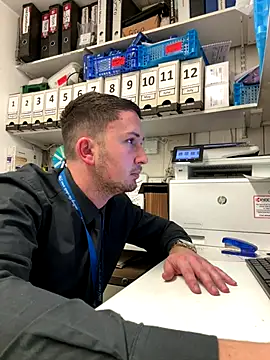 Snapshot of dirtyanal23 chatting on 19, 12, 2025 dirtyanal23 online show from 19, 12, 2025