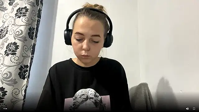 DavidaDao online show from 4, 12, 2025