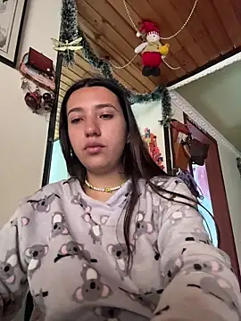 Snapshot of Alix_Rousses21 chatting on 9, 1, 2026 Alix Rousses21 online show from 9, 1, 2026