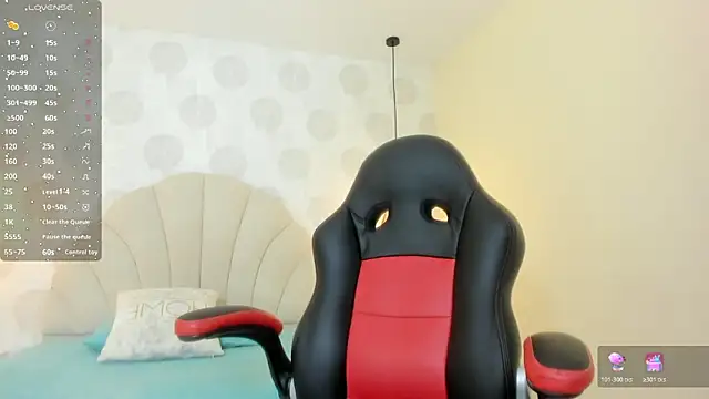 Snapshot of VENUSGREYS1 chatting on 2, 2, 2026 VENUSGREYS1 online show from 2, 2, 2026