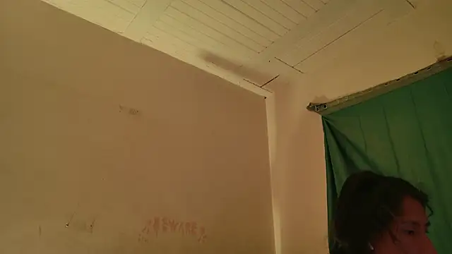 MoonLipsON- online show from 12, 4, 2026