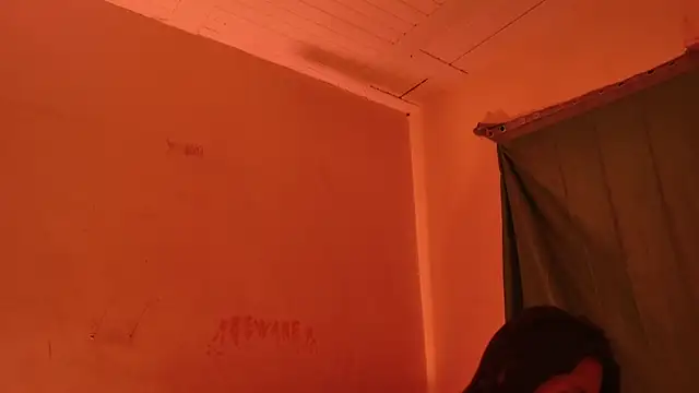 MoonLipsON- online show from 14, 4, 2026