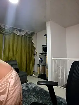 Dollvexia  online show from 21, 12, 2025