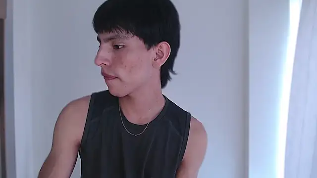 Snapshot of andrew_courtzz chatting on 24, 2, 2026 andrew courtzz online show from 24, 2, 2026