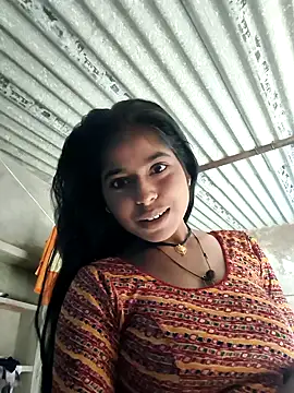 Ponam sexy online show from 18, 2, 2026