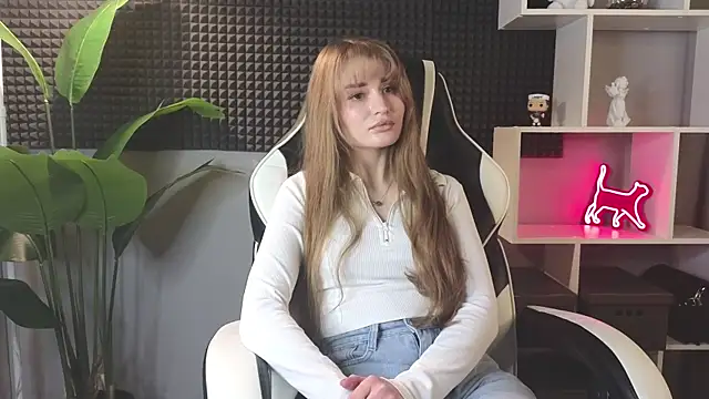 Snapshot of LyriaVespera chatting on 26, 2, 2026 LyriaVespera online show from 26, 2, 2026