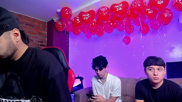 HotThreesoome online show from 17, 2, 2026