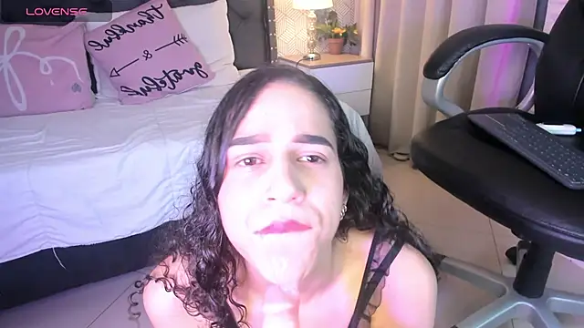 Snapshot of ariana__rosse chatting on 15, 5, 2026 ariana rosse online show from 15, 5, 2026