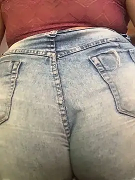 Snapshot of CorujinhaSafada chatting on 15, 12, 2025 CorujinhaSafada online show from 15, 12, 2025