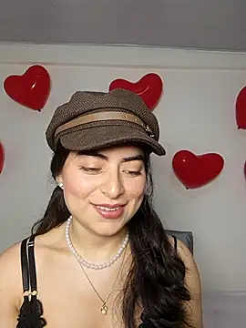 Snapshot of saasha_Petit chatting on 17, 2, 2026 saasha Petit online show from 17, 2, 2026