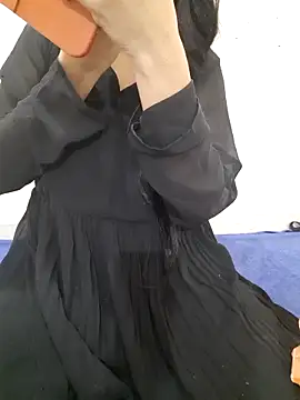 Riya rani8 online show from 4, 2, 2026