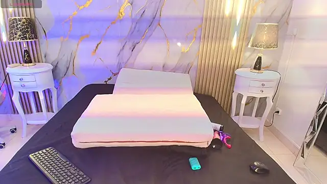 AprillRoss online show from 17, 4, 2026