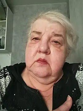 Snapshot of HapinessLovee chatting on 2, 3, 2026 HapinessLovee online show from 2, 3, 2026