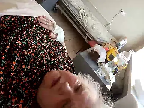 Snapshot of HapinessLovee chatting on 27, 3, 2026 HapinessLovee online show from 27, 3, 2026