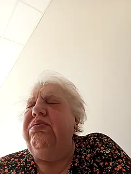 Snapshot of HapinessLovee chatting on 28, 3, 2026 HapinessLovee online show from 28, 3, 2026