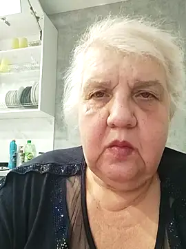 Snapshot of HapinessLovee chatting on 1, 4, 2026 HapinessLovee online show from 1, 4, 2026