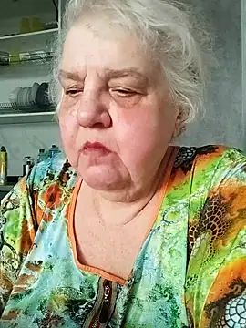 Snapshot of HapinessLovee chatting on 7, 4, 2026 HapinessLovee online show from 7, 4, 2026