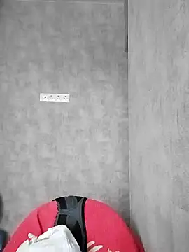 Snapshot of HapinessLovee chatting on 16, 4, 2026 HapinessLovee online show from 16, 4, 2026