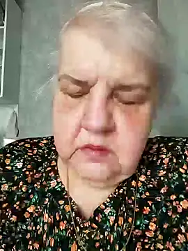 Snapshot of HapinessLovee chatting on 18, 4, 2026 HapinessLovee online show from 18, 4, 2026