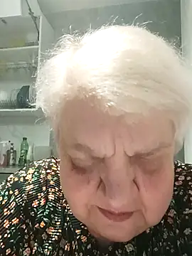 Snapshot of HapinessLovee chatting on 7, 5, 2026 HapinessLovee online show from 7, 5, 2026