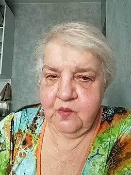Snapshot of HapinessLovee chatting on 13, 5, 2026 HapinessLovee online show from 13, 5, 2026