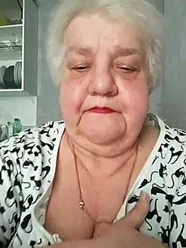 Snapshot of HapinessLovee chatting on 16, 5, 2026 HapinessLovee online show from 16, 5, 2026