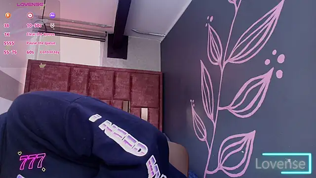 Snapshot of Kiara_Fox__ chatting on 1, 6, 2026 Kiara Fox online show from 1, 6, 2026