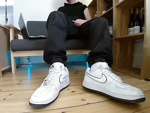 Snapshot of jonas_camboy chatting on 27, 4, 2026 jonas camboy online show from 27, 4, 2026