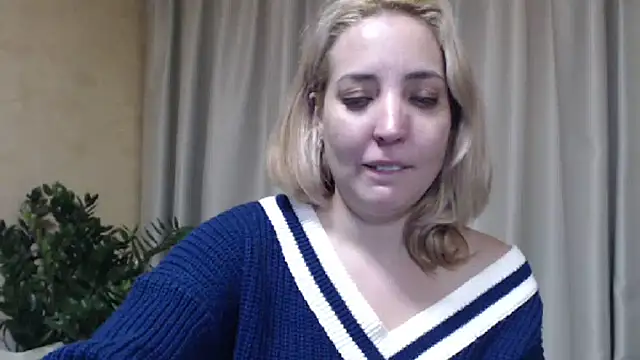 Snapshot of sweetpussy chatting on 17, 1, 2026 sweetpussy online show from 17, 1, 2026