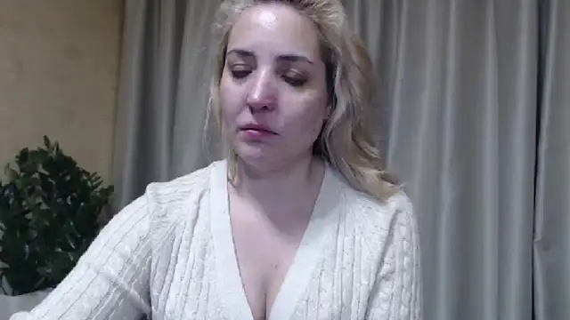 Snapshot of sweetpussy chatting on 4, 2, 2026 sweetpussy online show from 4, 2, 2026