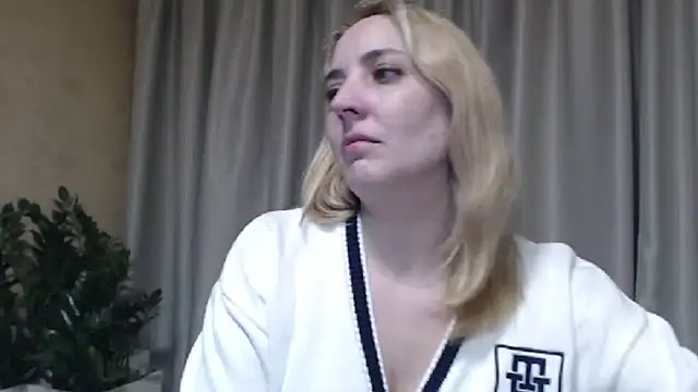 Snapshot of sweetpussy chatting on 25, 2, 2026 sweetpussy online show from 25, 2, 2026