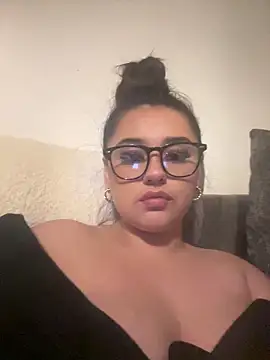 Snapshot of Wild_Busty_Niyah_XX chatting on 18, 12, 2025 Wild Busty Niyah XX online show from 18, 12, 2025