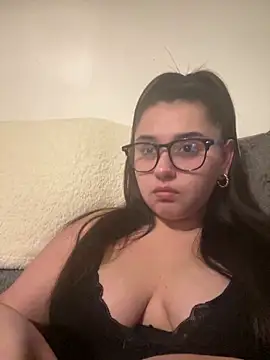 Snapshot of Wild_Busty_Niyah_XX chatting on 21, 12, 2025 Wild Busty Niyah XX online show from 21, 12, 2025