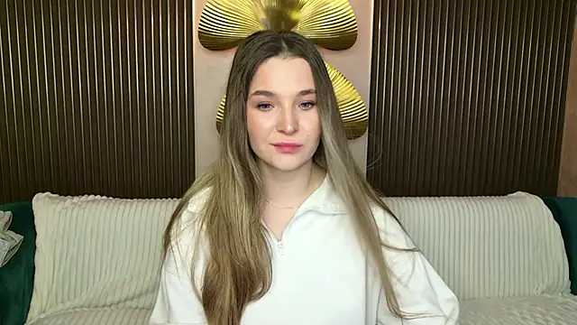 Snapshot of Lina_Sinerz chatting on 3, 5, 2026 Lina Sinerz online show from 3, 5, 2026