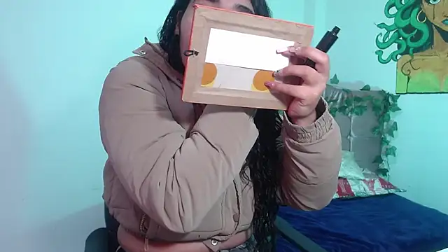 Snapshot of naomybenedetti chatting on 6, 1, 2026 naomybenedetti online show from 6, 1, 2026