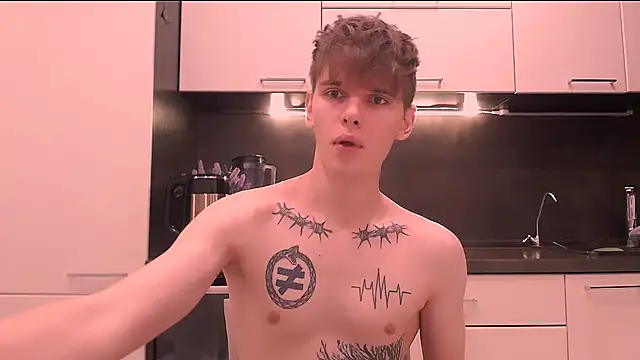 Snapshot of Fredd_Xanders chatting on 8, 1, 2026 Fredd Xanders online show from 8, 1, 2026